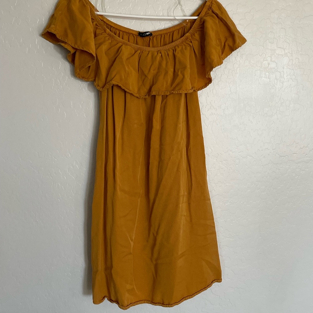 Off Shoulder Mini Dress - Picture 3 of 4